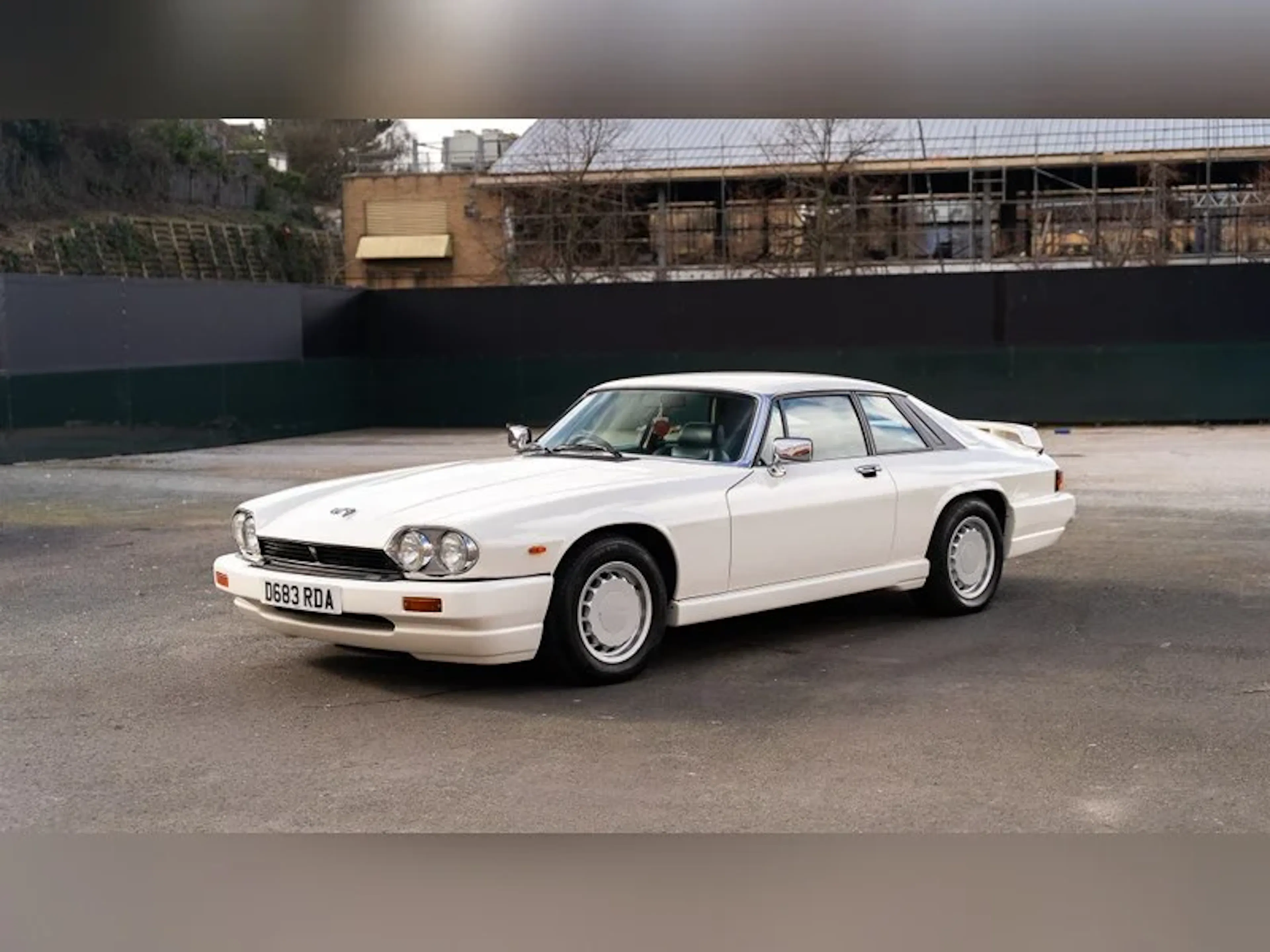 1986 Jaguar XJ-S VIN SAJJNAEW3BC133158 | Hagerty Valuation Tool®